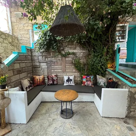 Tren Boutique Otel Ξενοδοχείο *